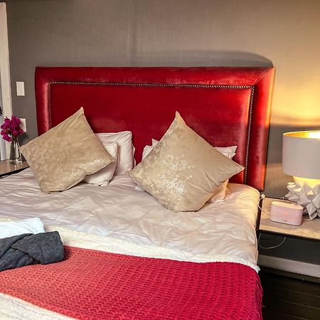 Ruby Rose Hotel Riebeek-West Exterior photo